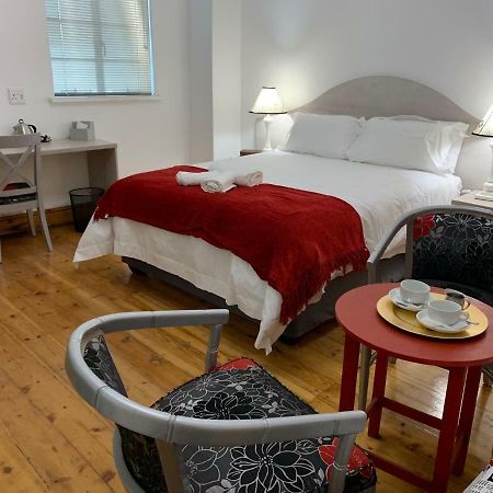 Savoy Hotel Beaufort-West Beaufort Wes Buitenkant foto