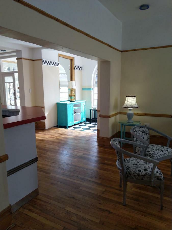 Savoy Hotel Beaufort-West Beaufort Wes Buitenkant foto